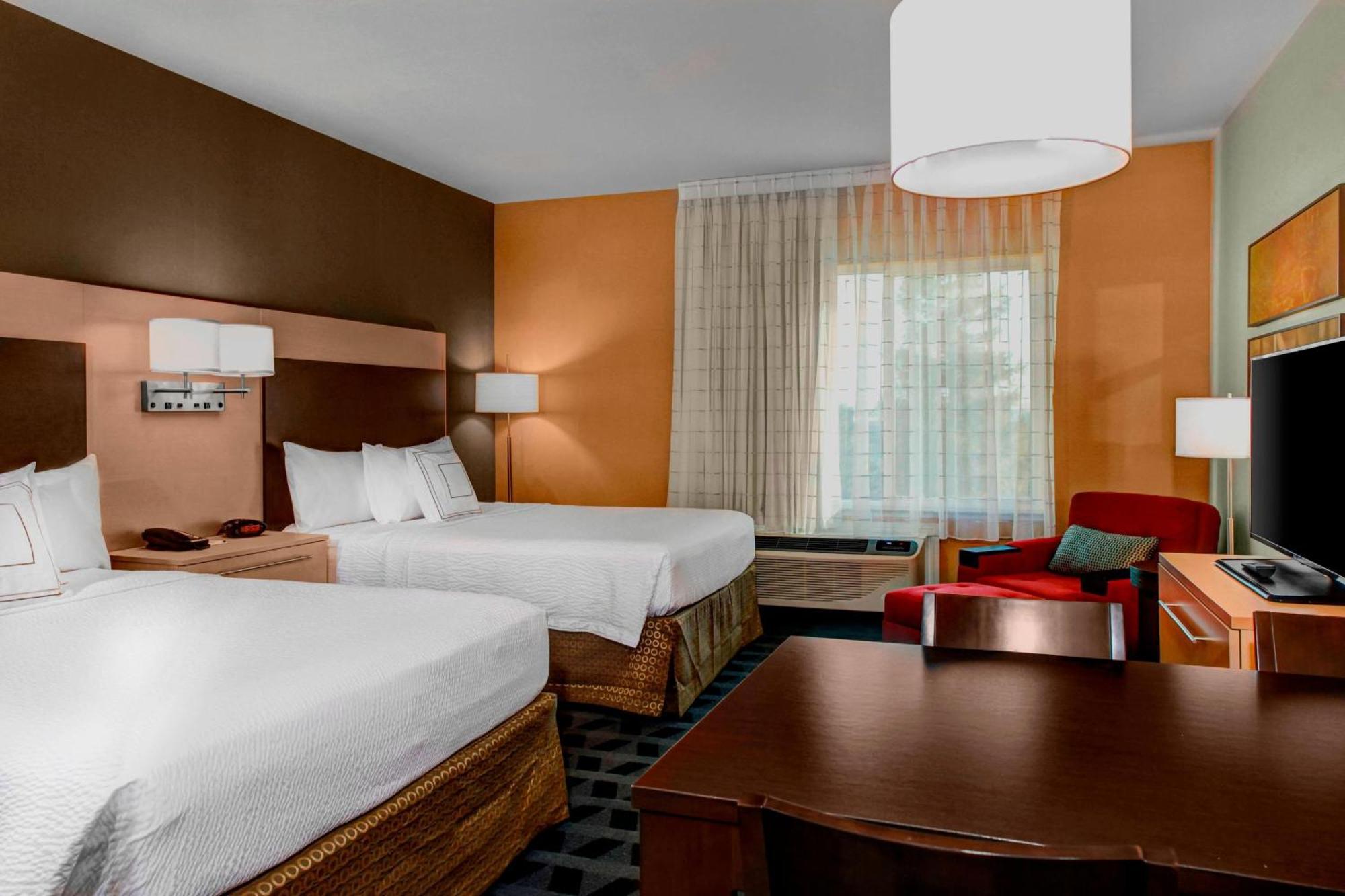 Towneplace Suites By Marriott Bakersfield West Экстерьер фото