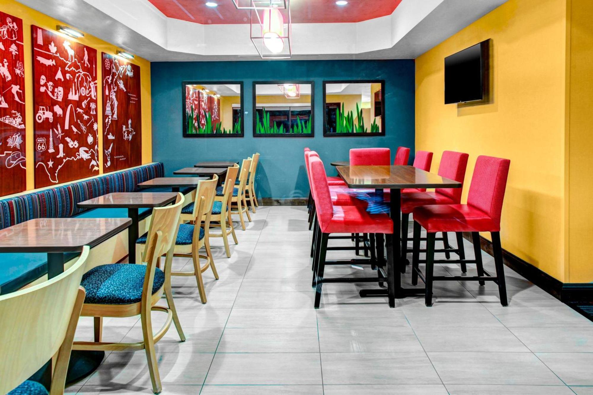 Towneplace Suites By Marriott Bakersfield West Экстерьер фото