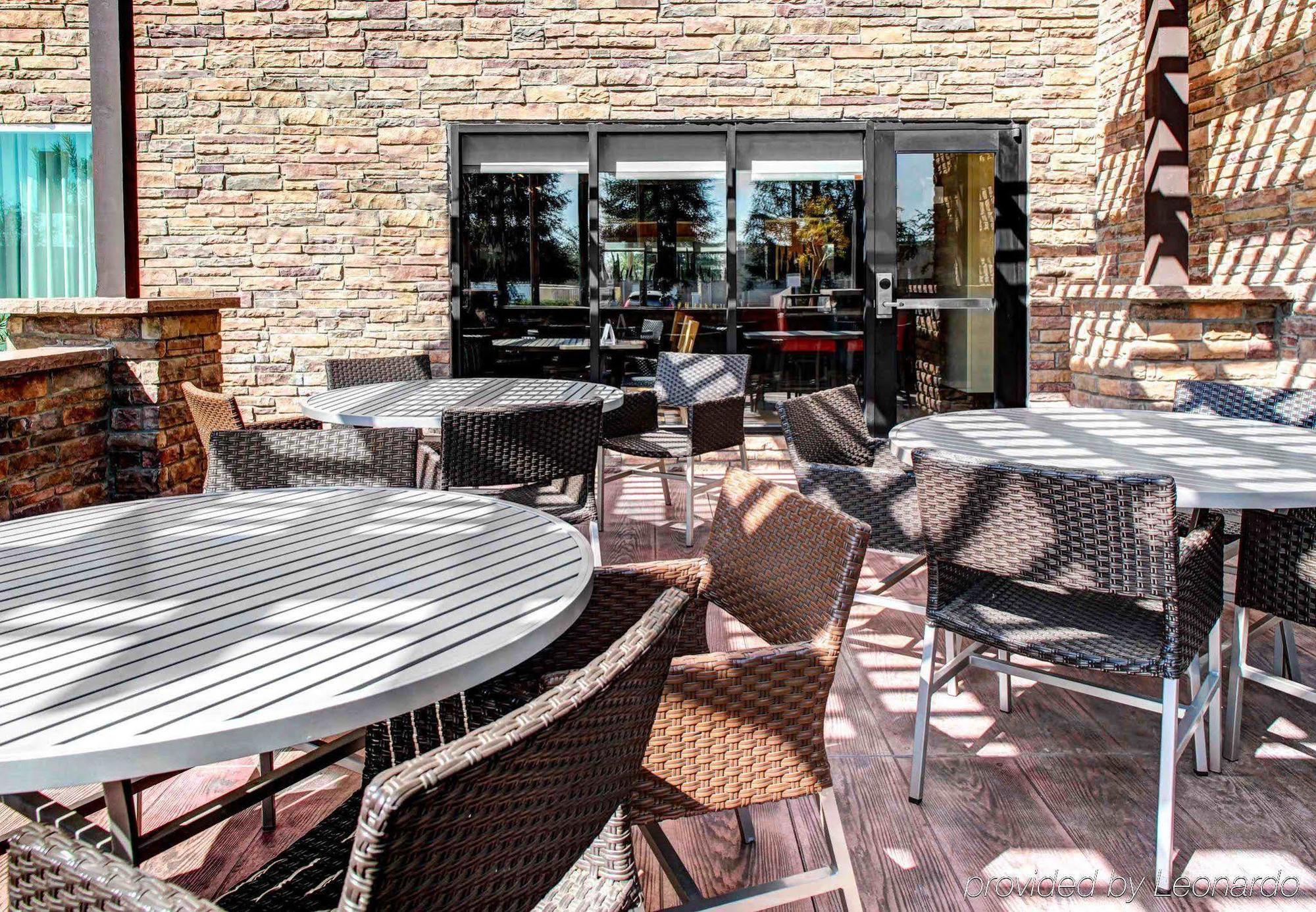 Towneplace Suites By Marriott Bakersfield West Экстерьер фото